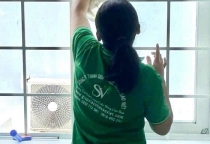 Dịch vụ Lau Kính nhà ở 